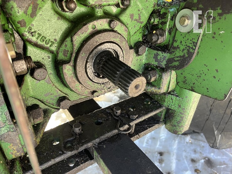 john-deere-4440-image-12