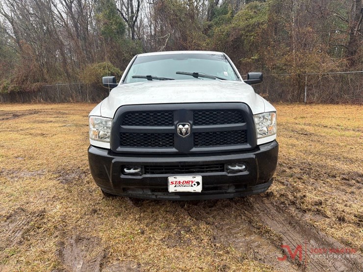 2015-dodge-2500-image-7