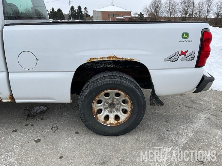 2006-chevrolet-silverado-1500-image-26