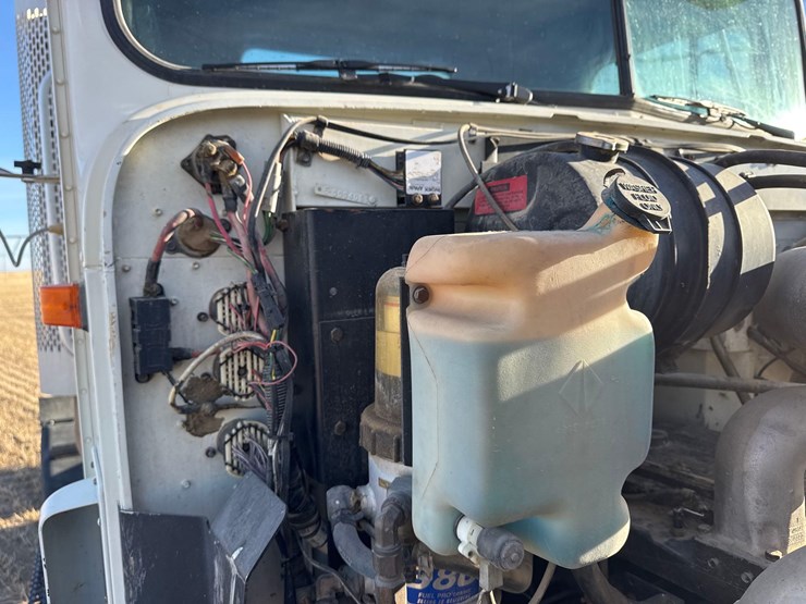 1998-international-9100-image-115