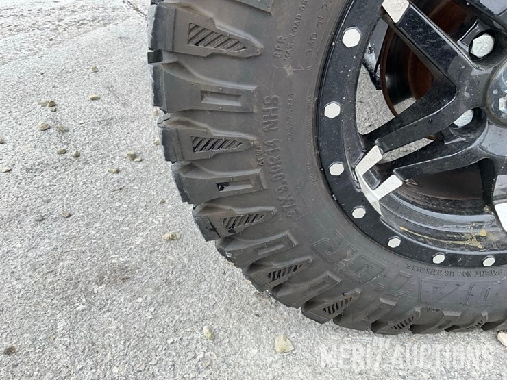 2024-john-deere-gator-image-13