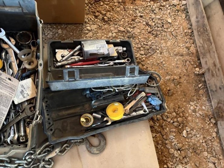 post-pounder,-binders,-chain,-twine-etc-image-3