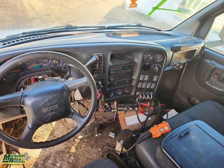 2007-gmc-topkick-c5500-image-19