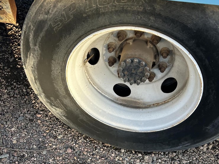 2000-isuzu-ftr-image-54