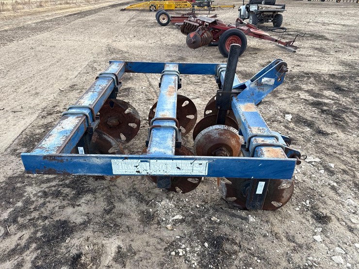 blu-jet-track-closer-image-4