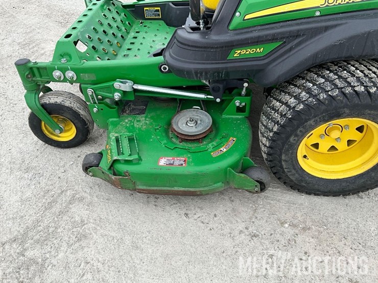 2022-john-deere-z920m-image-15