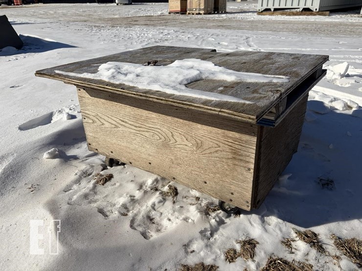 wood-work-bench-image-2