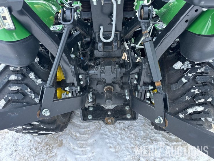 2021-john-deere-1023e-image-20