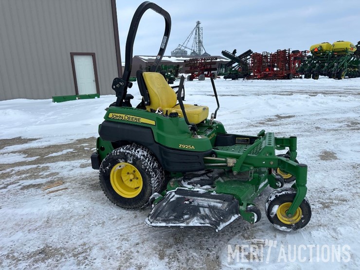 2009-john-deere-z925a-image-3