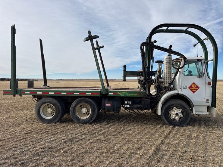 1986-white-140-image-6