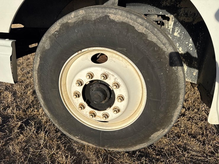 1999-international-60-image-34