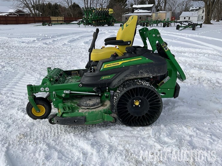 2022-john-deere-z930r-image-2