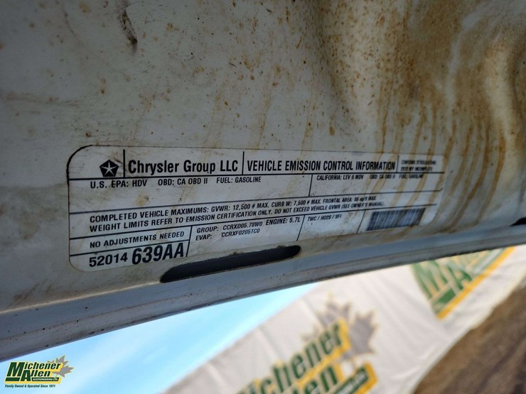 2012-dodge-3500-image-28