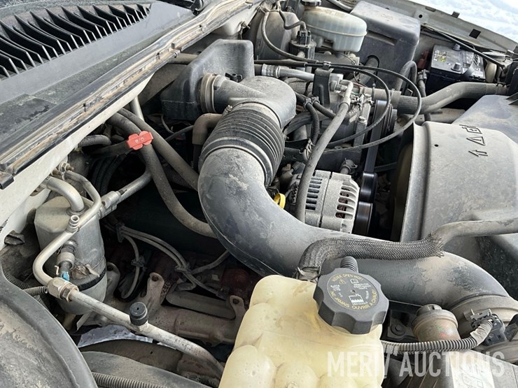 2004-chevrolet-1500-image-27