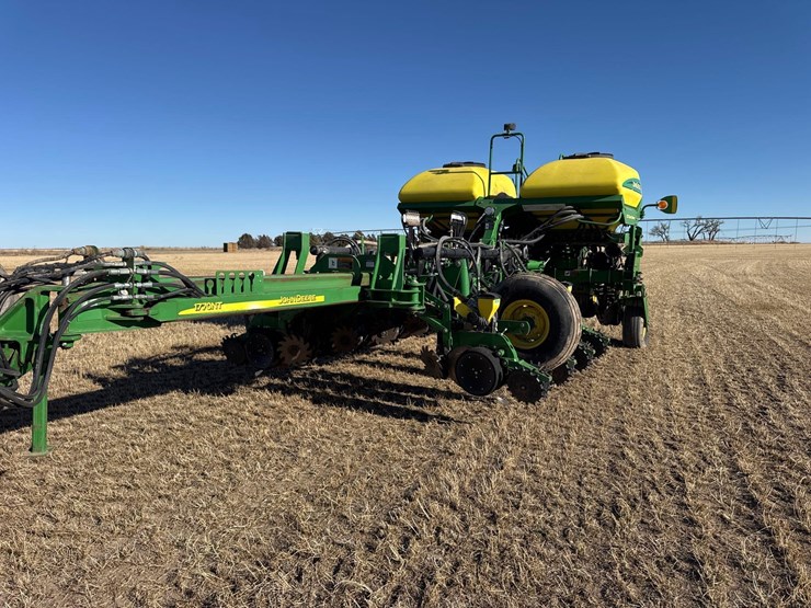 2014-john-deere-1770nt-image-2