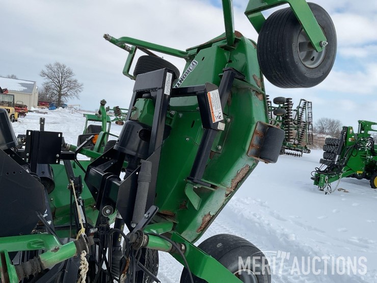 2017-frontier-fm1015r-image-13