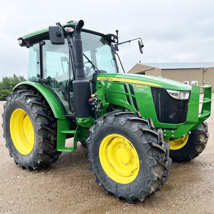 2024 JOHN DEERE 5095M