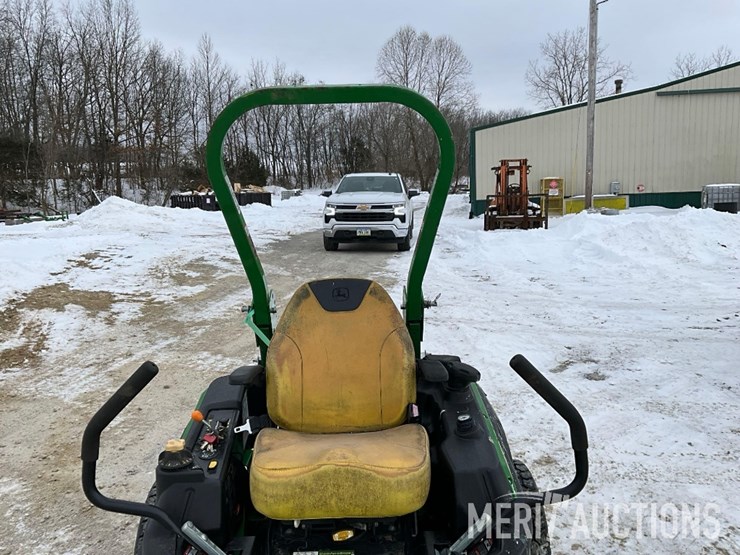 2023-john-deere-z930m-image-9