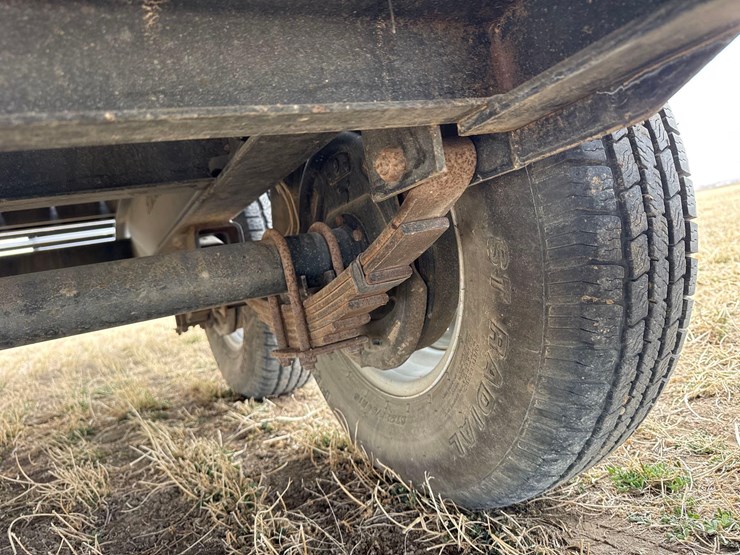 2012-pj-flatbed-image-24