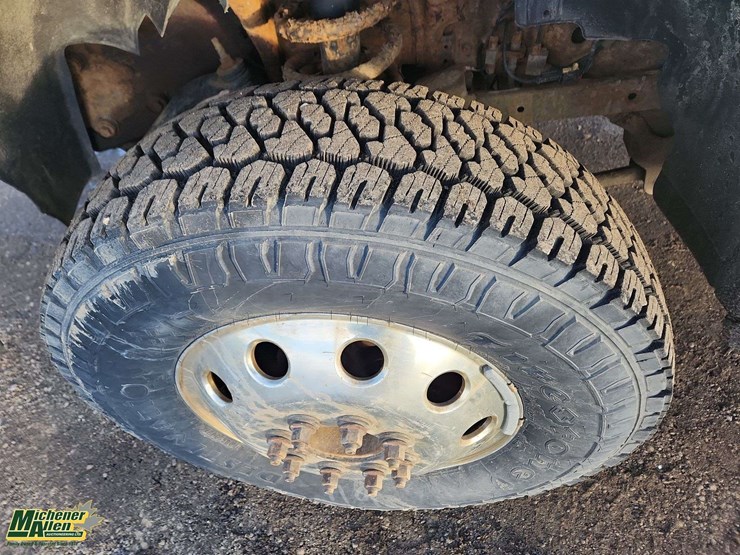 2012-dodge-3500-image-29