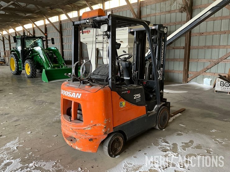 doosan-gc25p-5-image-4