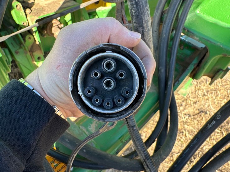 2014-john-deere-1770nt-image-88