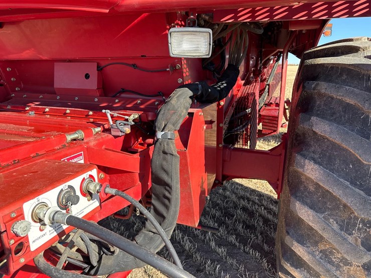 2009-case-ih-2577-image-13