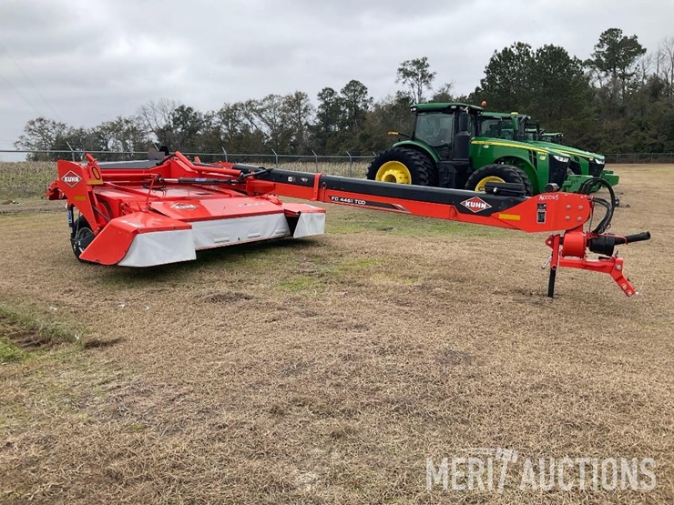 2022-kuhn-fc4461-tcd-moco-image-7