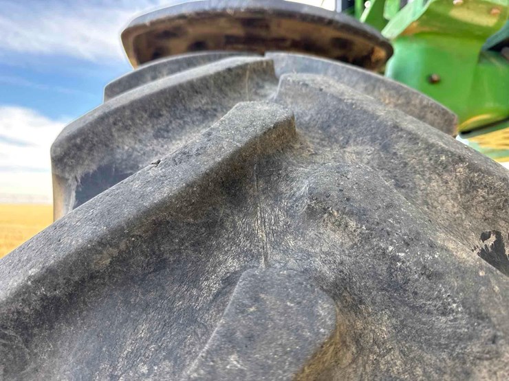 2000-john-deere-4700-image-17