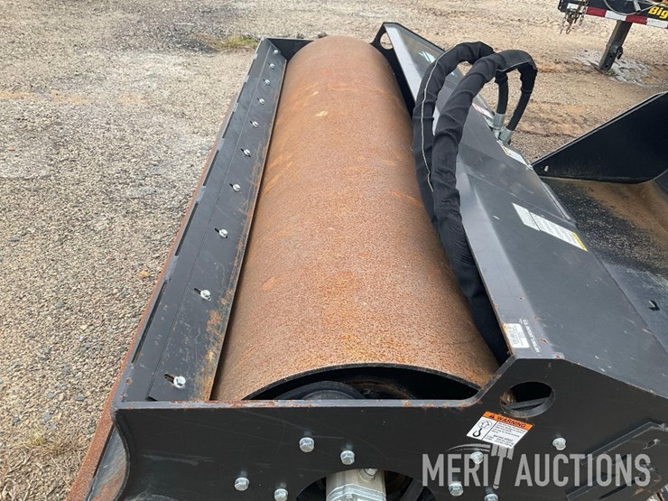 2024-blue-diamond-skid-steer-vibratory-roller-image-9
