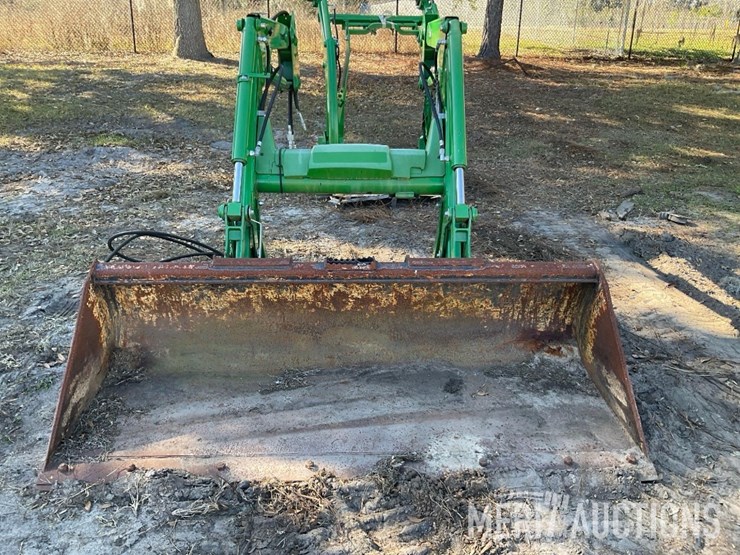 2022-john-deere-520m-image-8