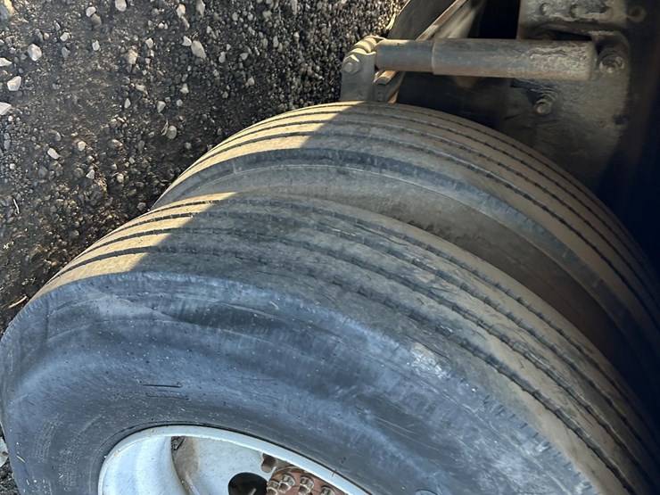 2000-isuzu-ftr-image-44