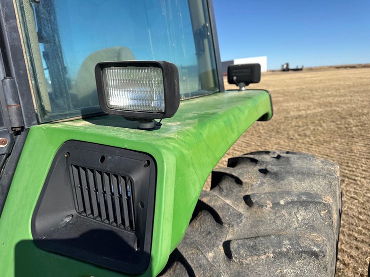 1991-john-deere-4560-image-59