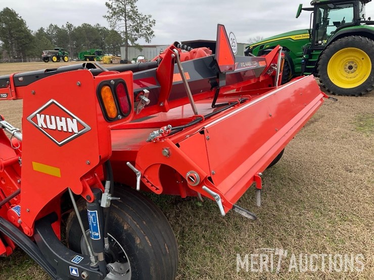 2022-kuhn-fc4461-tcd-moco-image-18