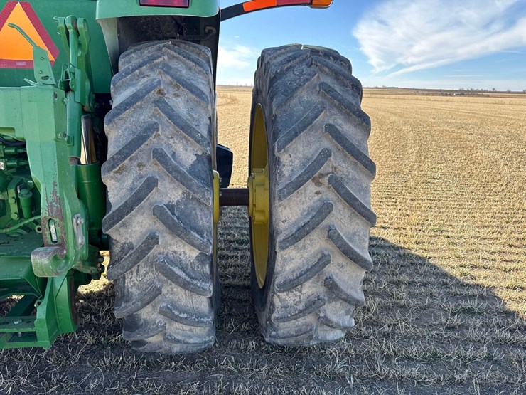 2008-john-deere-8330-image-25