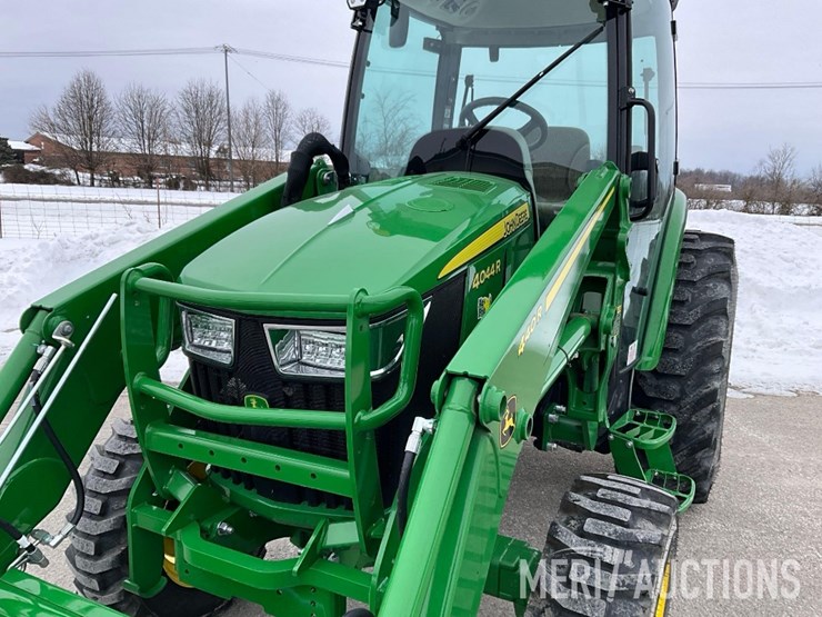 2024-john-deere-4044r-image-6