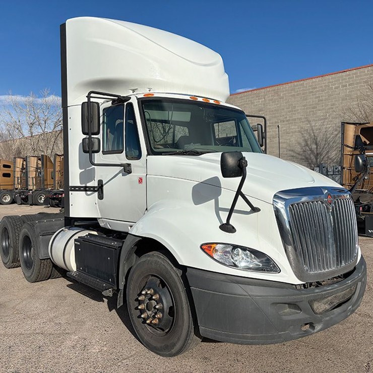 2017 INTERNATIONAL PROSTAR