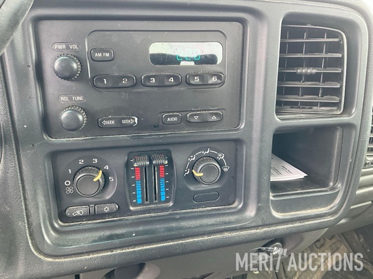 2006-chevrolet-silverado-1500-image-42