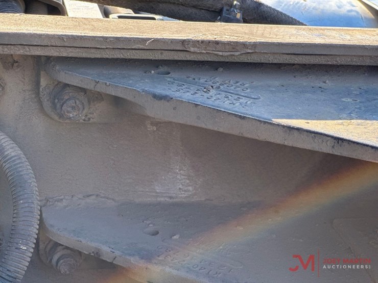 2011-kenworth-w900-image-35