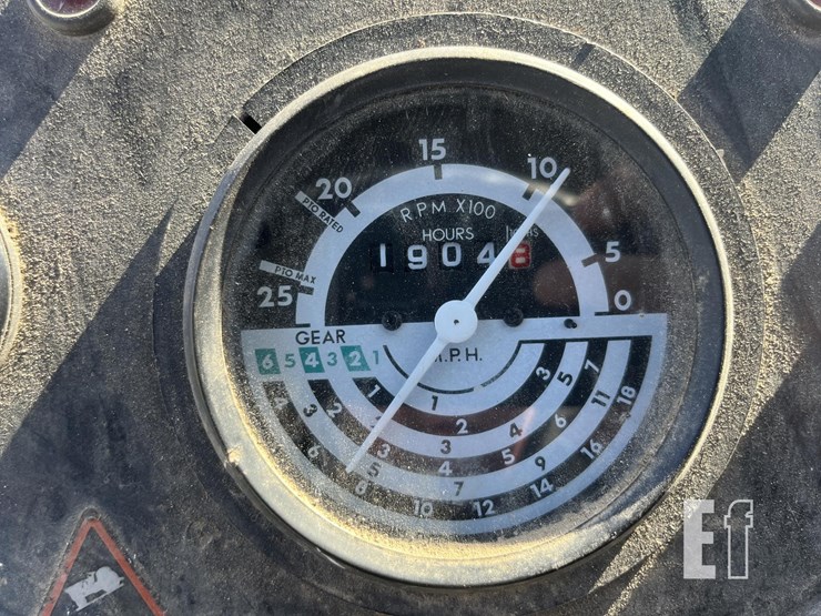 john-deere-2840-image-13