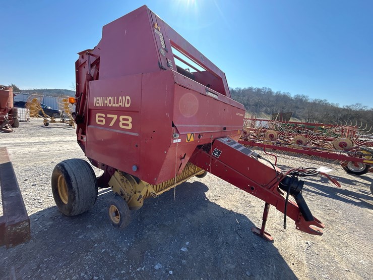 new-holland-678-image-5