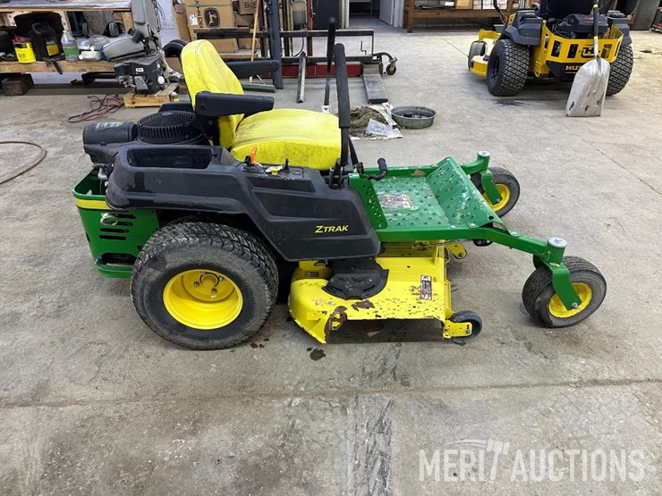 2016-john-deere-z535m-image-4