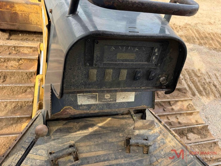 deere-650j-lgp-image-24