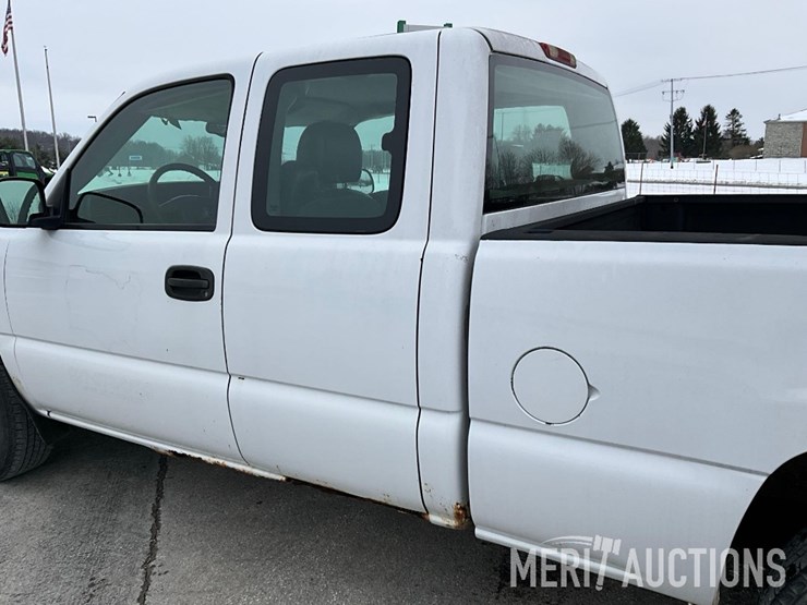 2006-chevrolet-silverado-1500-image-16