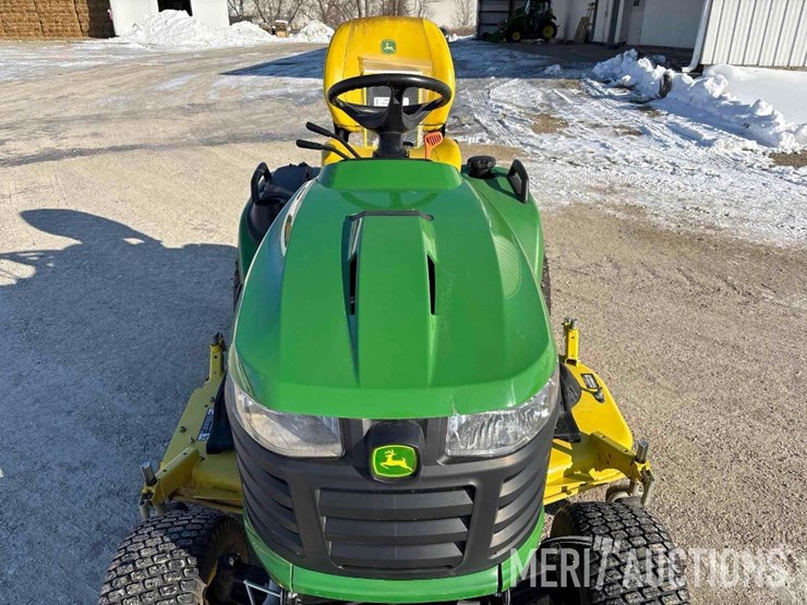 2022-john-deere-x730-image-9