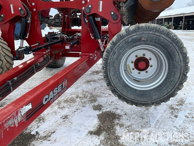 2020-case-ih-475-image-12