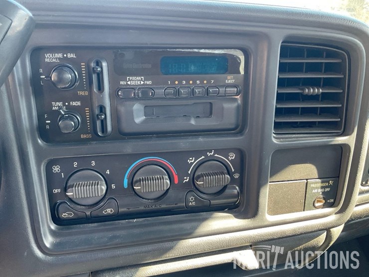 2001-chevrolet-2500-image-31