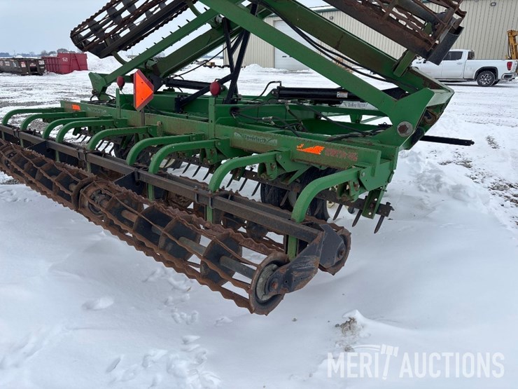 2010-unverferth-1225-image-20