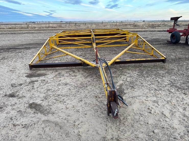 oweco-1430-land-plane-image-2