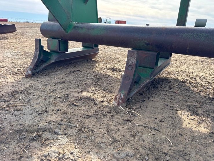 muth-furrowing-bar-image-10